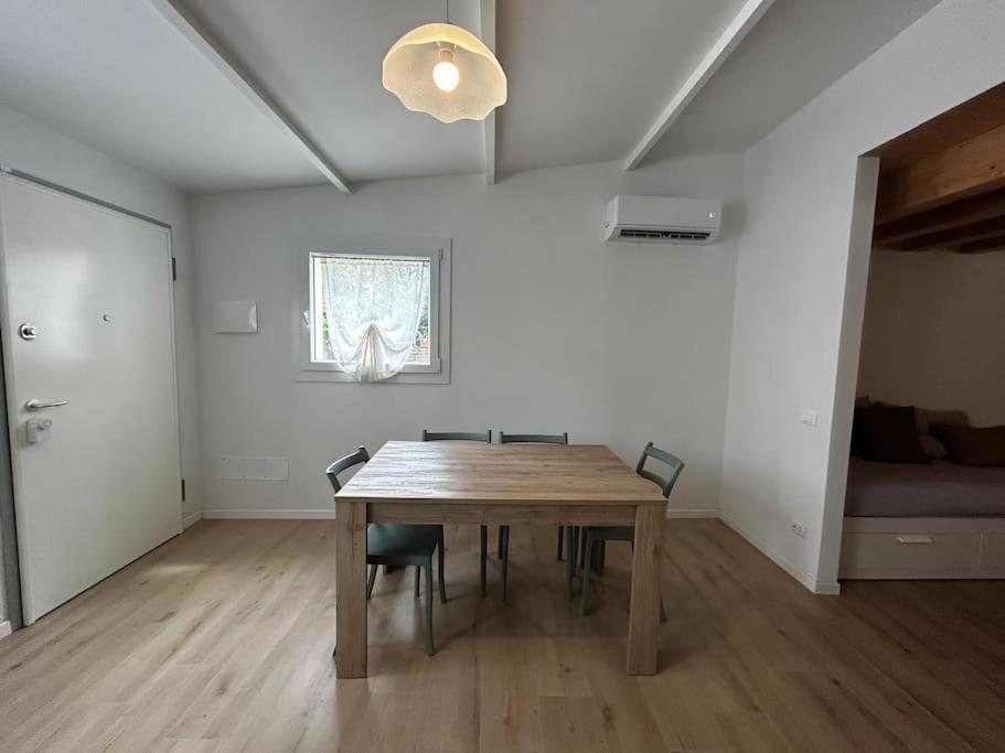דירות מסטרה Casa Rielta, Tram E Parking מראה חיצוני תמונה